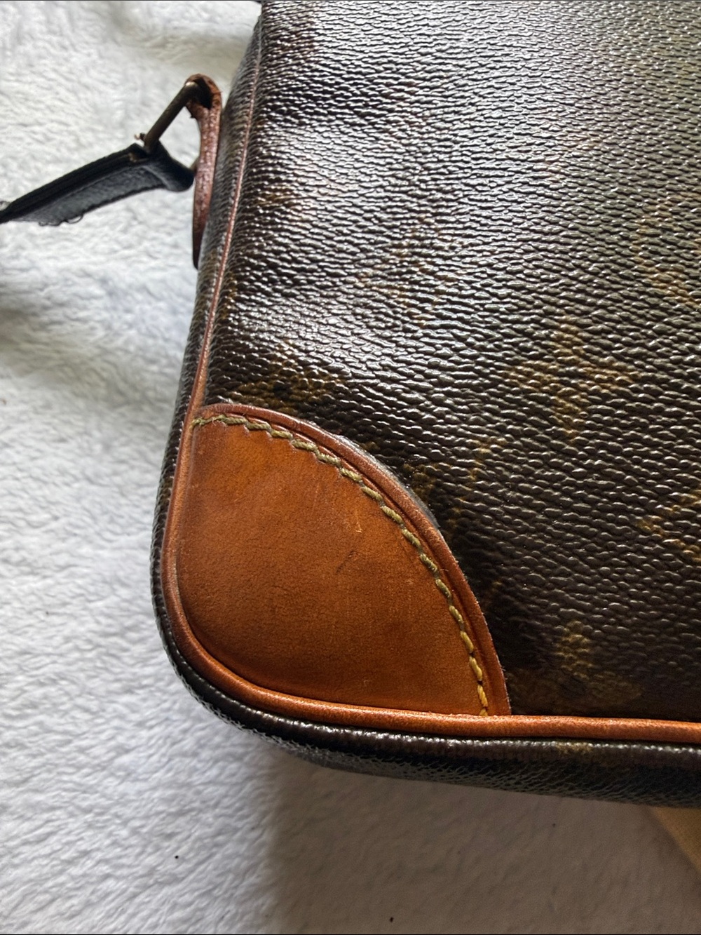 Louis Vuitton Shoulder Bag Danube Brown Monogram - Picture 12 of 16